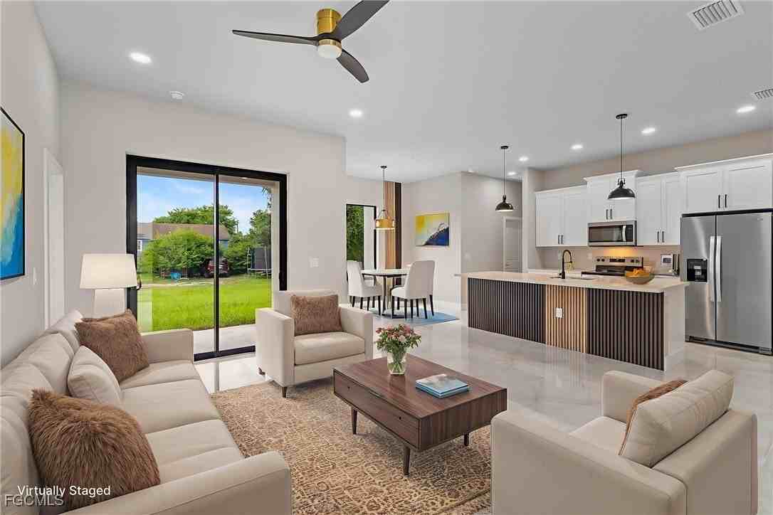 2809 25th St Sw - Photo 3 of 36