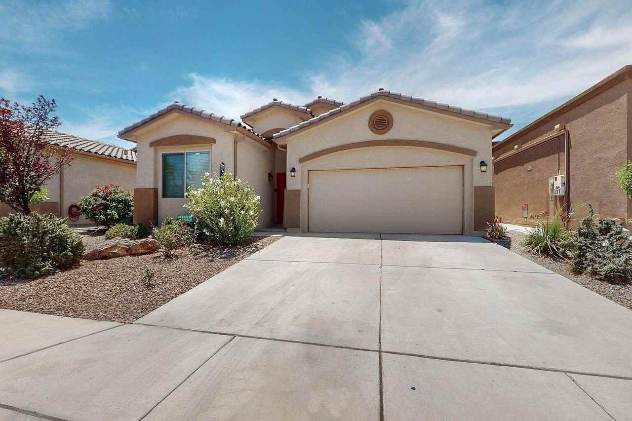 6736 Tempe Ave Nw - Photo 4 of 39