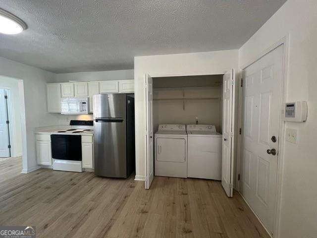 3025 Lake Park Trl - Photo 3 of 21