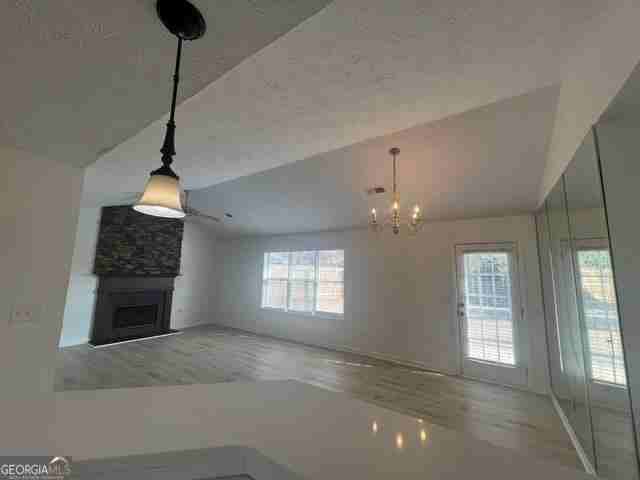 3025 Lake Park Trl - Photo 5 of 21