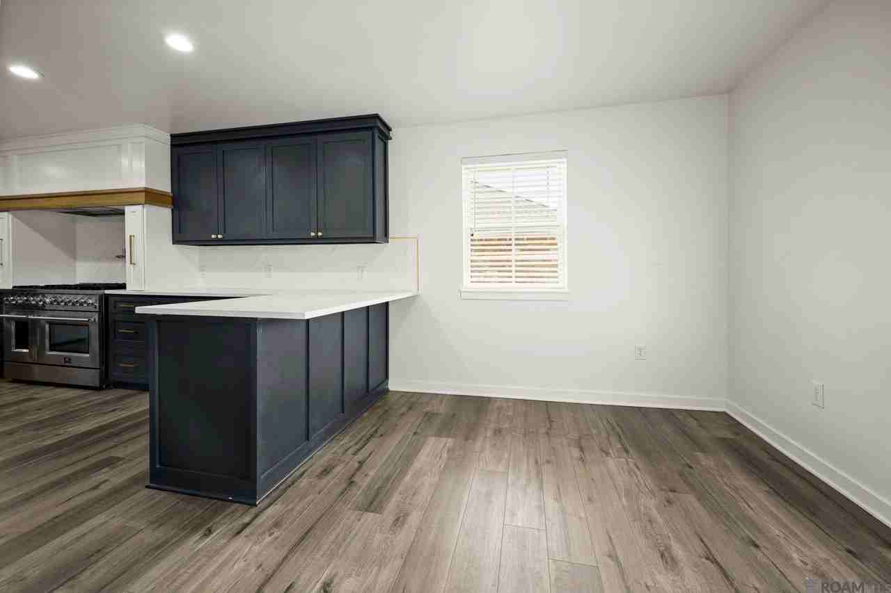 15733 Woodwick Ave - Photo 5 of 26