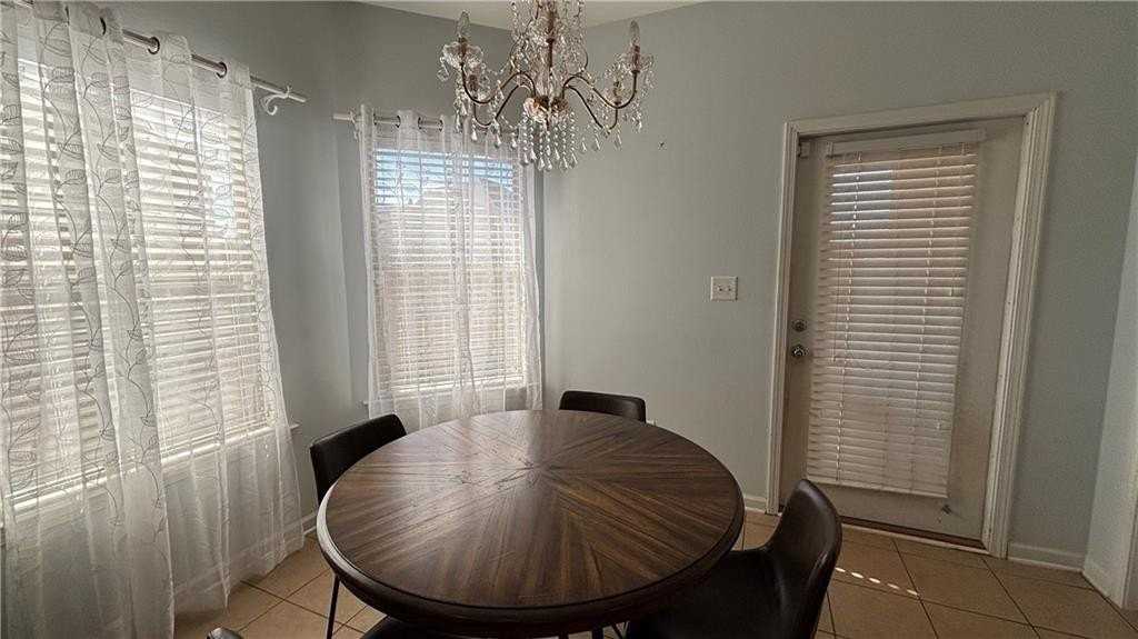 4085 Nottingham Dr - Photo 6 of 19