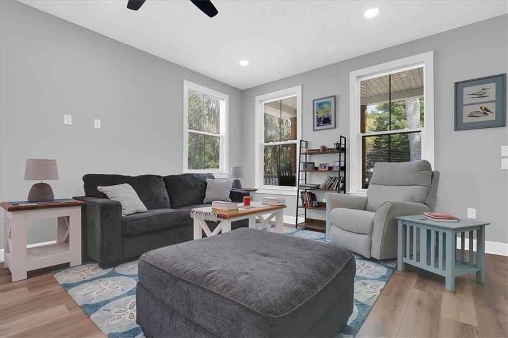 1115 E Broad St - Photo 2 of 21