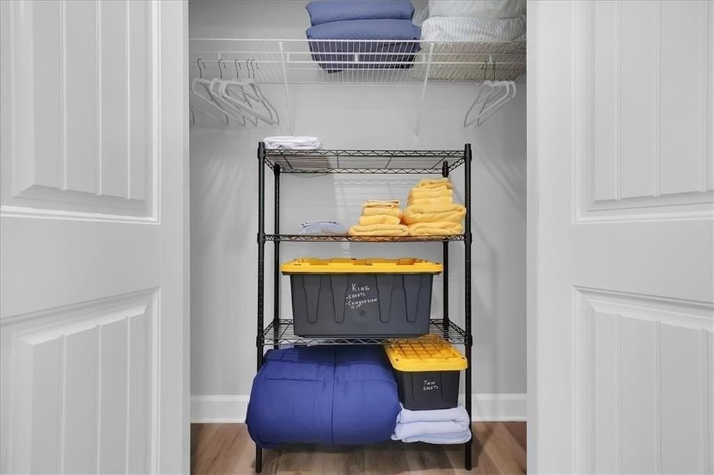 1115 E Broad St - Photo 6 of 21