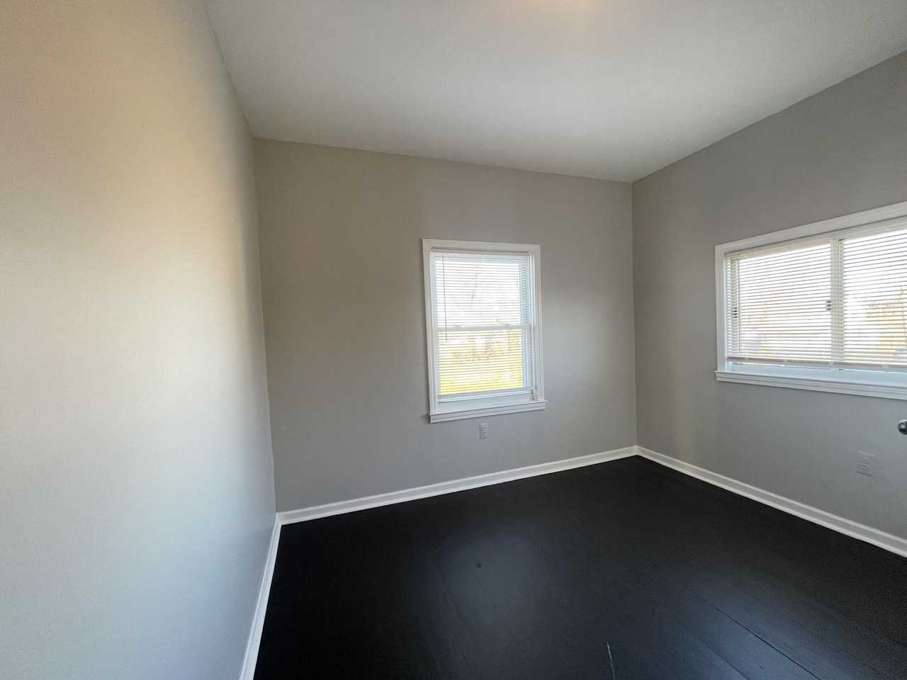 3516 Stockton St - Photo 3 of 5