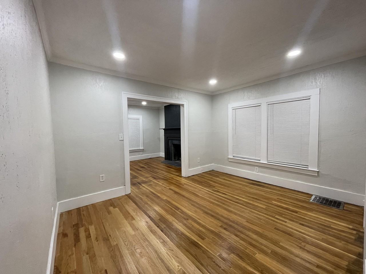 3257 Blaine St Unit 2 #2 - Photo 7 of 13