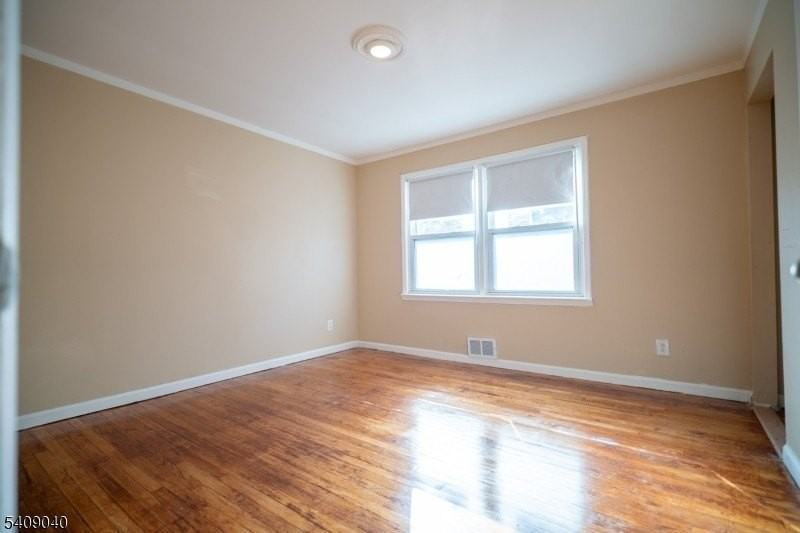 832 E Henry St #1 - Photo 5 of 14