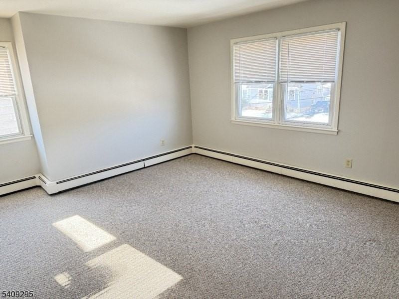 172 Kanouse St #2 - Photo 4 of 19