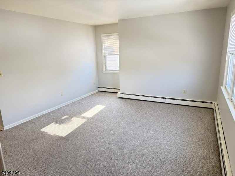 172 Kanouse St #2 - Photo 7 of 19