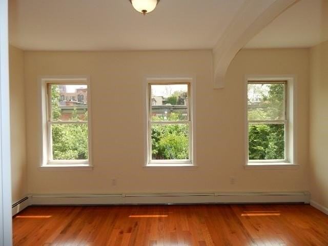 230 5th St #2 - Photo 5 of 9