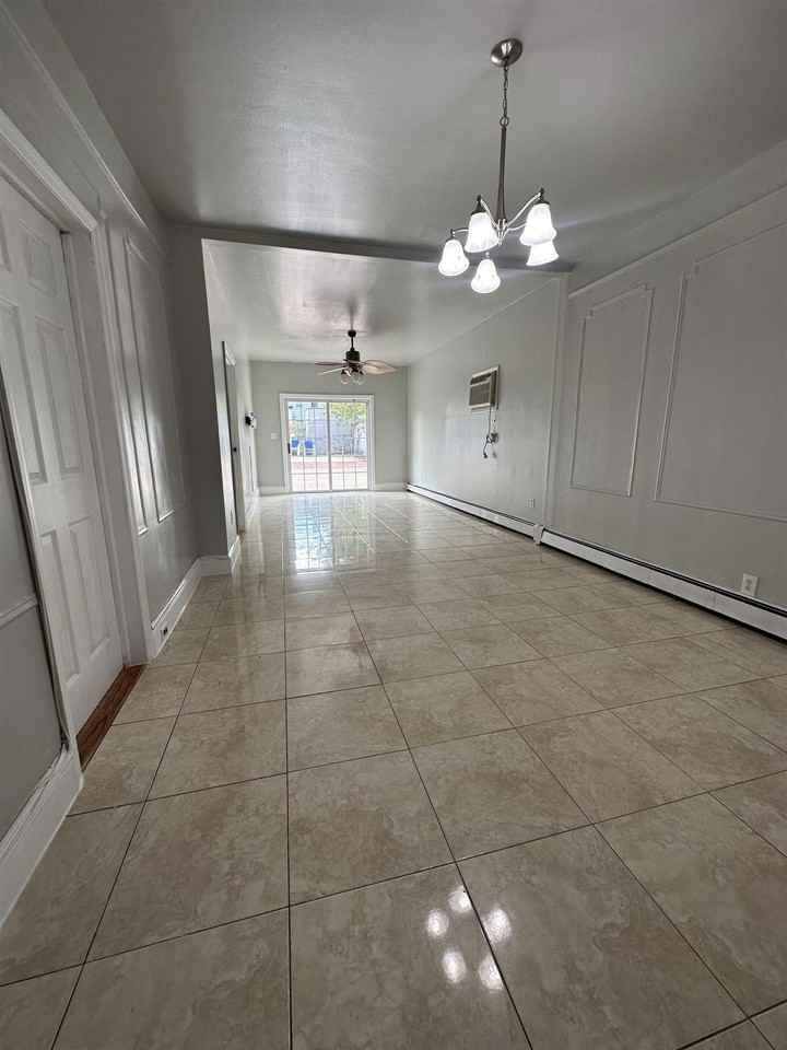 172 W 25th St #2 - Photo 5 of 11