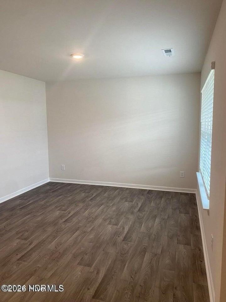 1008 Riverstone Dr - Photo 2 of 25