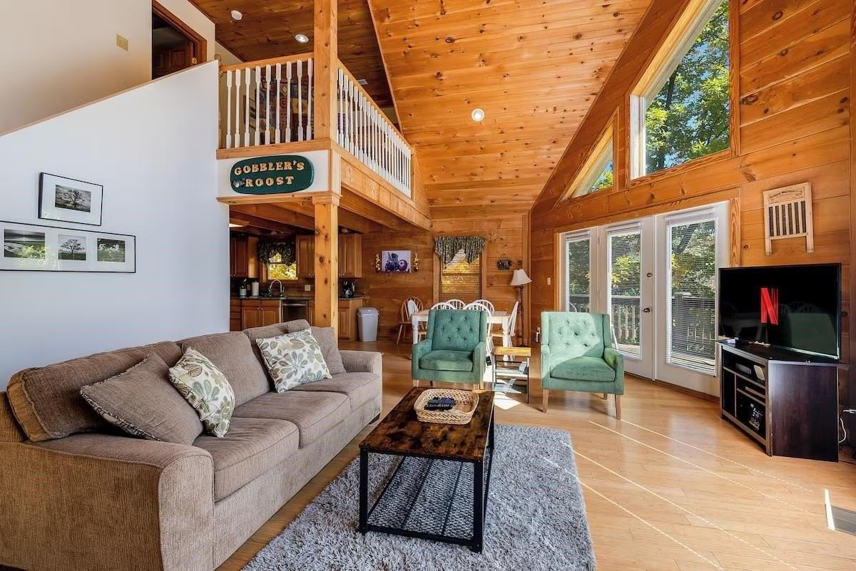 223 Turkey Dr - Photo 6 of 30