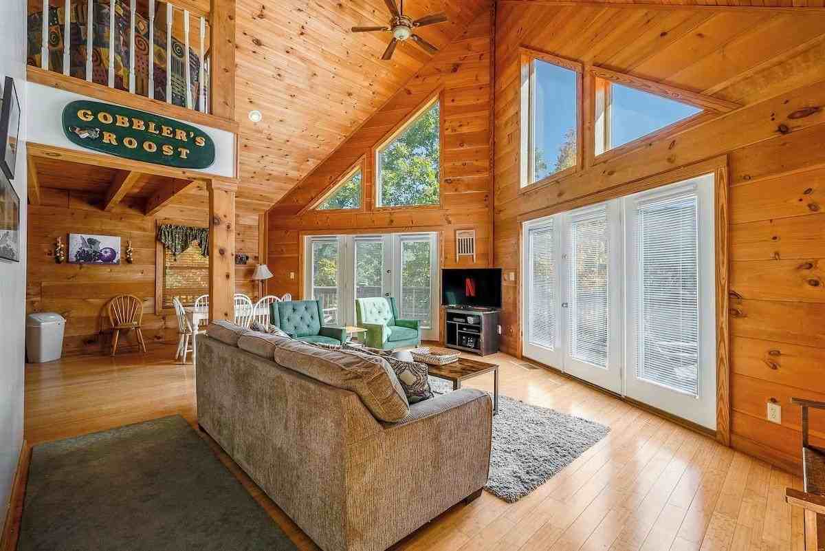 223 Turkey Dr - Photo 7 of 30