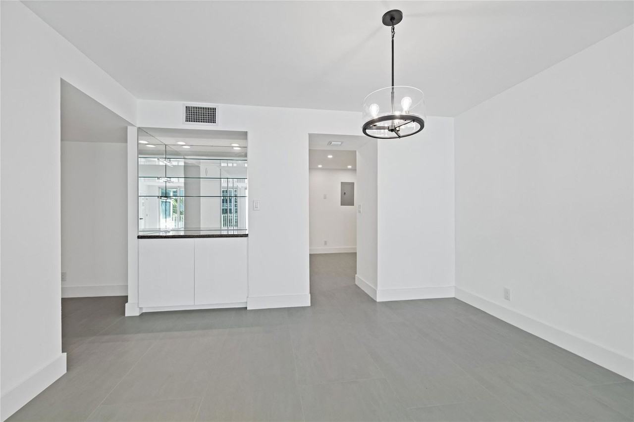 1360 S Ocean Blvd #403 - Photo 4 of 8
