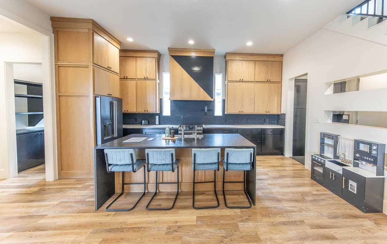 18 Wilshire Blvd - Photo 5 of 45