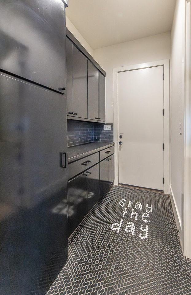 18 Wilshire Blvd - Photo 7 of 45