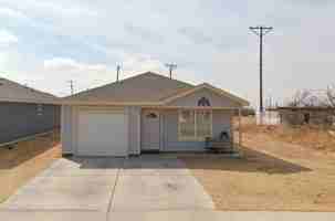 featured image of 2832 E 7th St