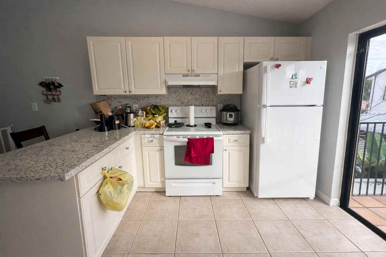 2871 W 76th St #201 - Photo 5 of 8