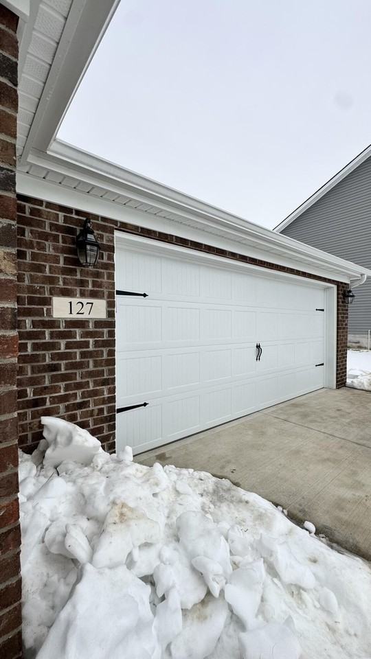 127 Landry Ln - Photo 4 of 42