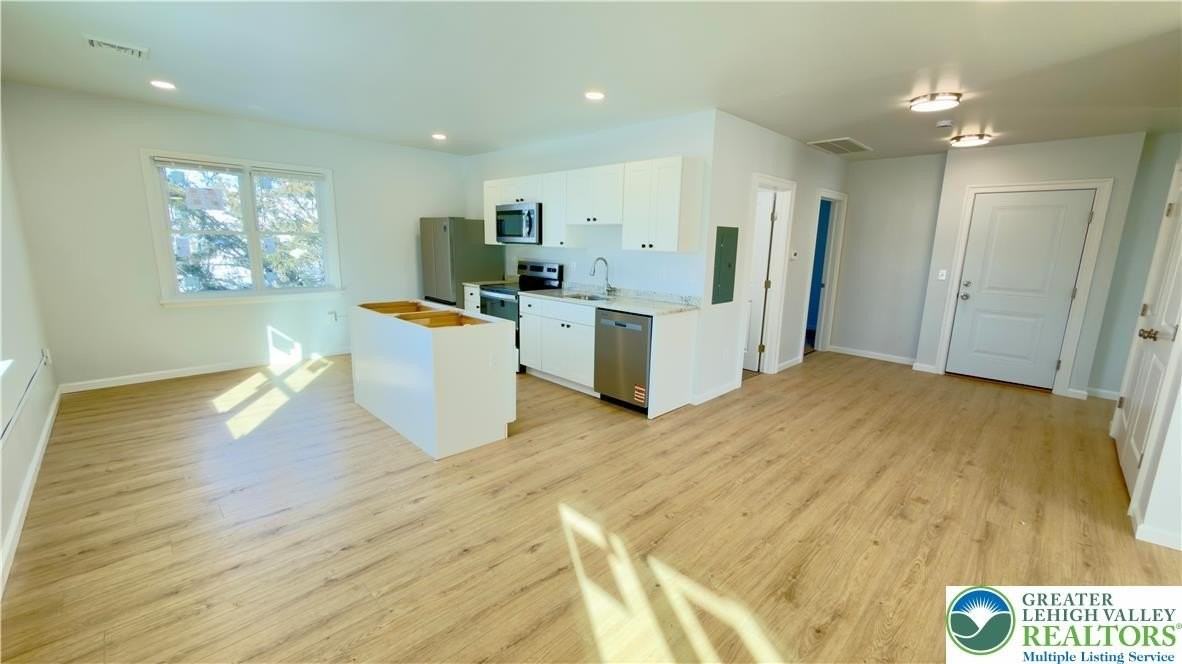 403 N Walnut St Apt B #B - Photo 6 of 26