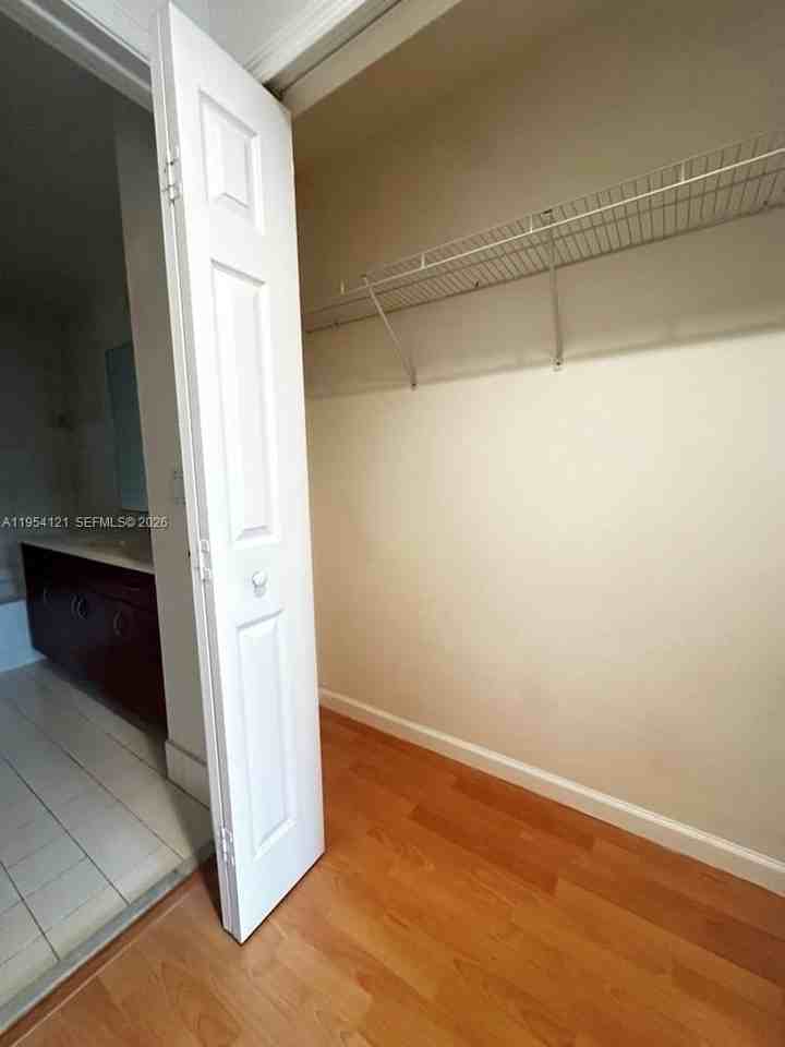 11002 Nw 83rd St #101 - Photo 6 of 8