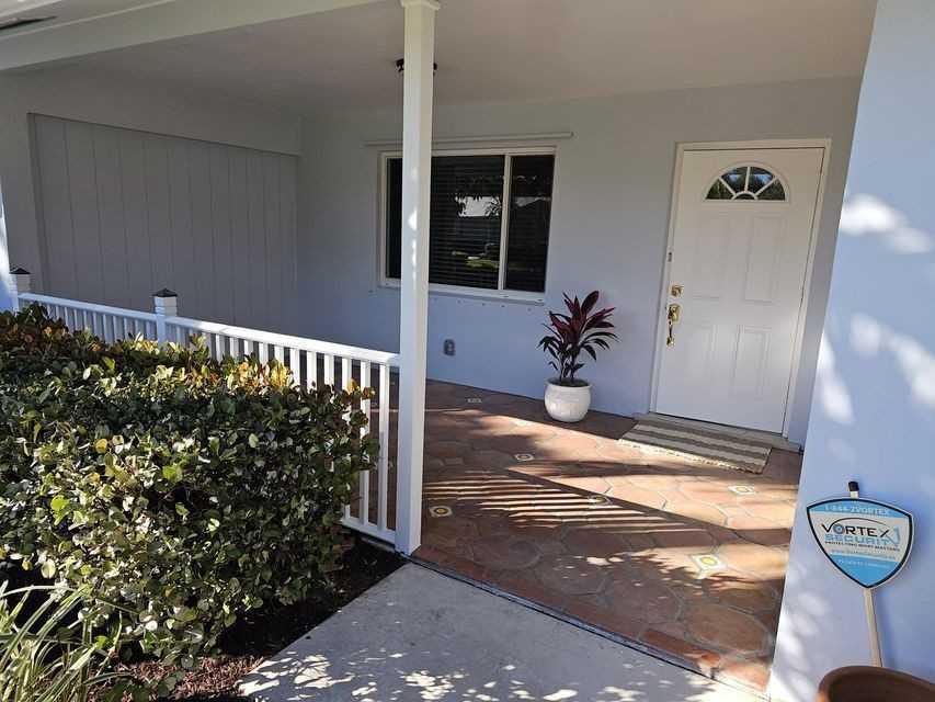 355 Franklin Rd - Photo 2 of 6