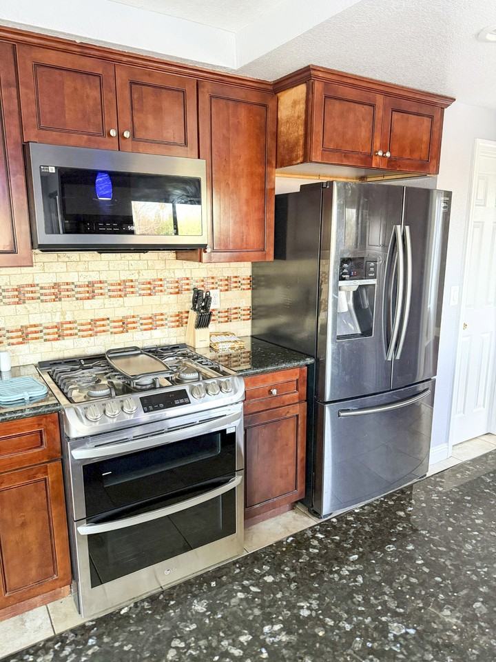 Inisheer Way - Photo 3 of 9