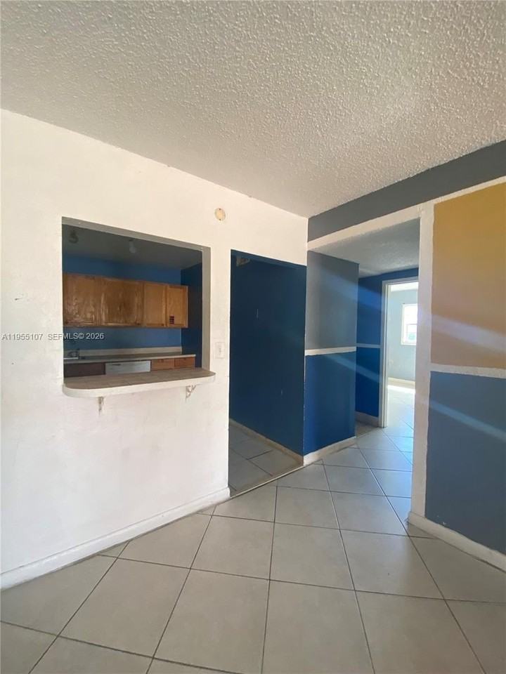 5100 Sw 41st St #PH3 - Photo 4 of 18