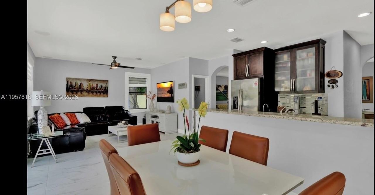 8521 W 33rd Ave #8521 - Photo 4 of 13