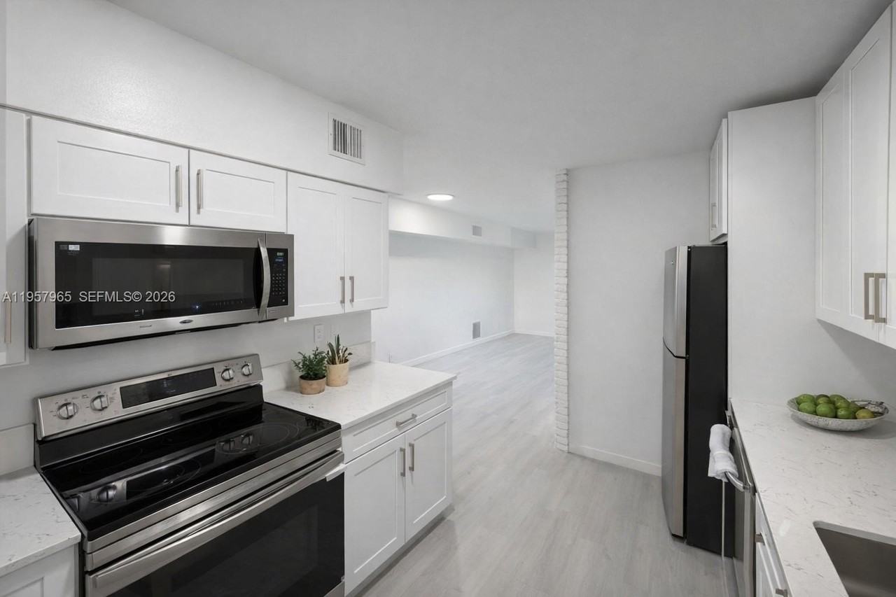 501 Nw 13th St - Photo 4 of 18