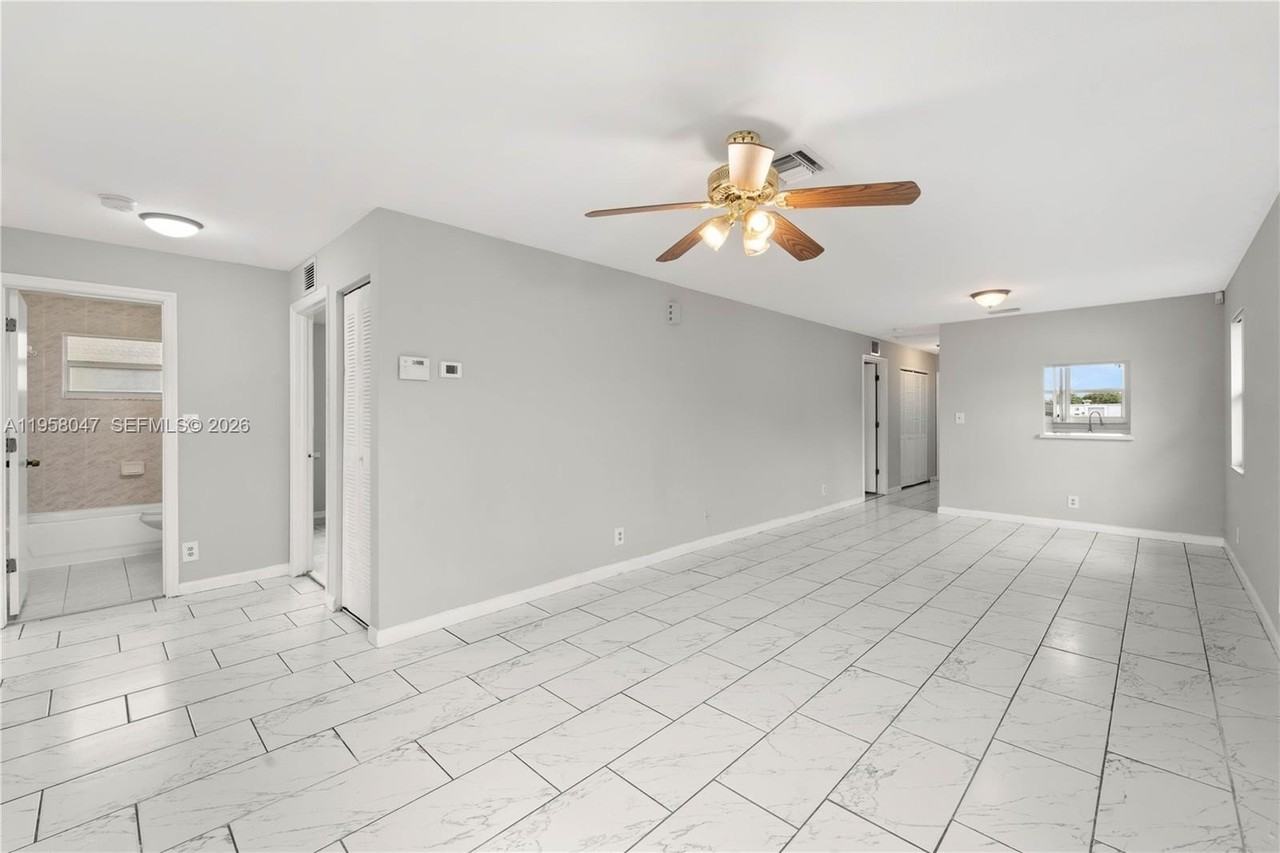 745 Nw 3rd Ct - Photo 4 of 20