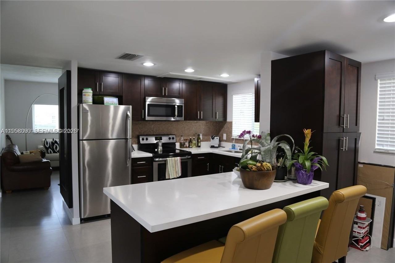 8940 Sw 95th Ave - Photo 6 of 21