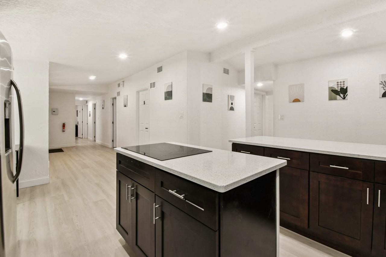 E Fern St - Photo 6 of 20