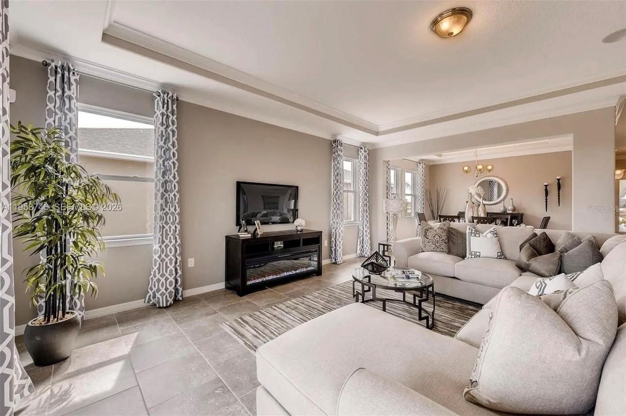 1817 Walnut Creek Dr #0 - Photo 5 of 12