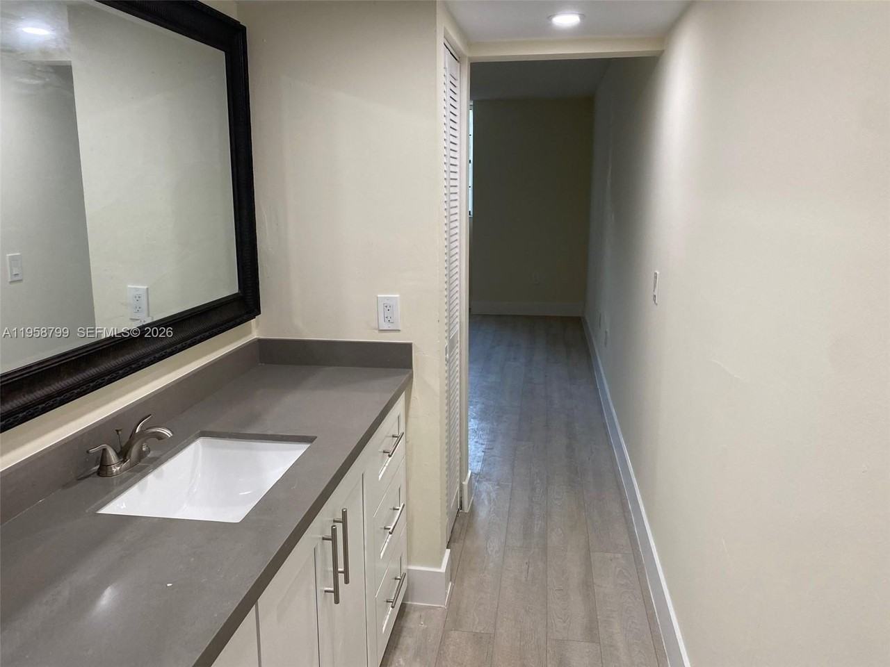 10985 Sw 107th St #212 - Photo 5 of 9