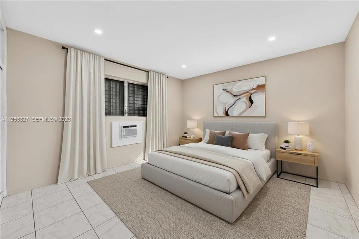 707 S 19th Ave #9 - Photo 7 of 23