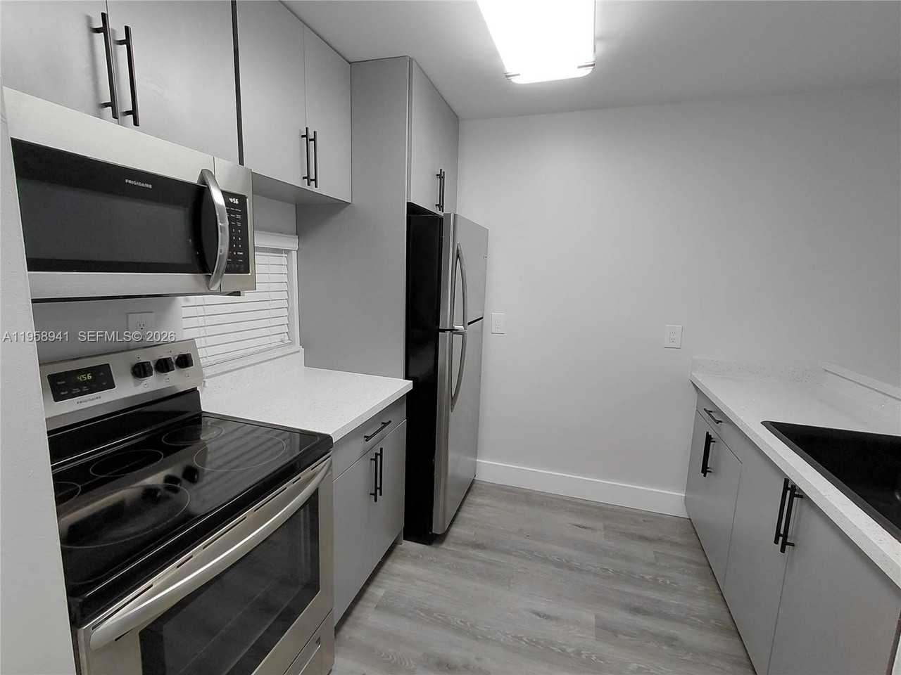 8720 N Sherman Cir #204 - Photo 2 of 9