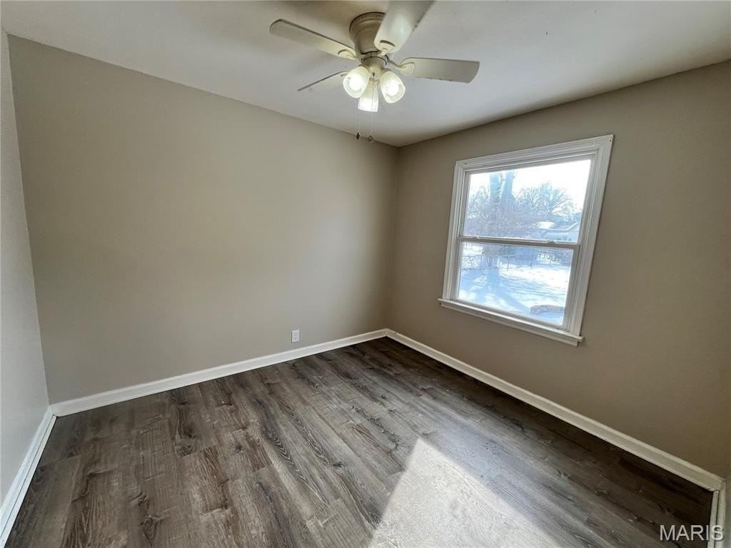 1030 Addison Dr - Photo 5 of 16