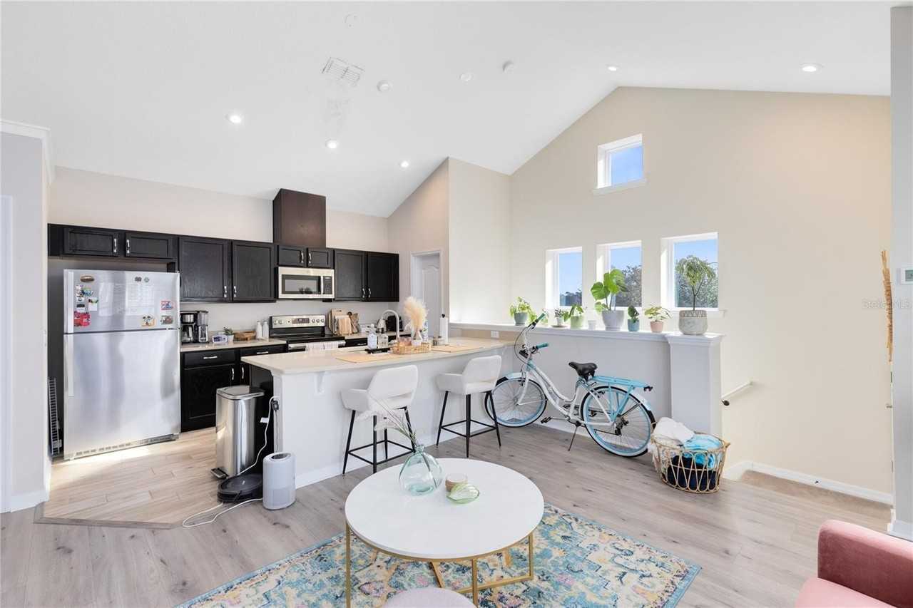 8638 Omura Aly - Photo 7 of 29