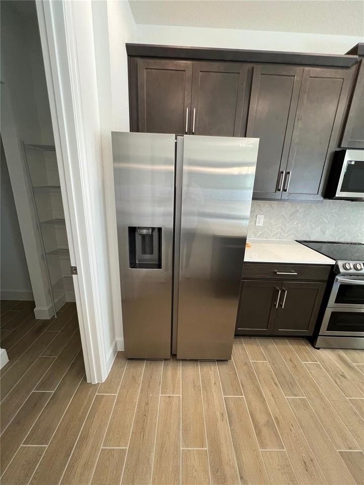 2560 Cavanaugh Dr - Photo 6 of 24