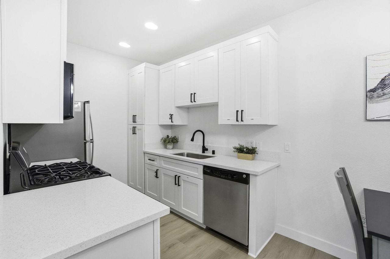 N Decatur Blvd - Photo 5 of 30