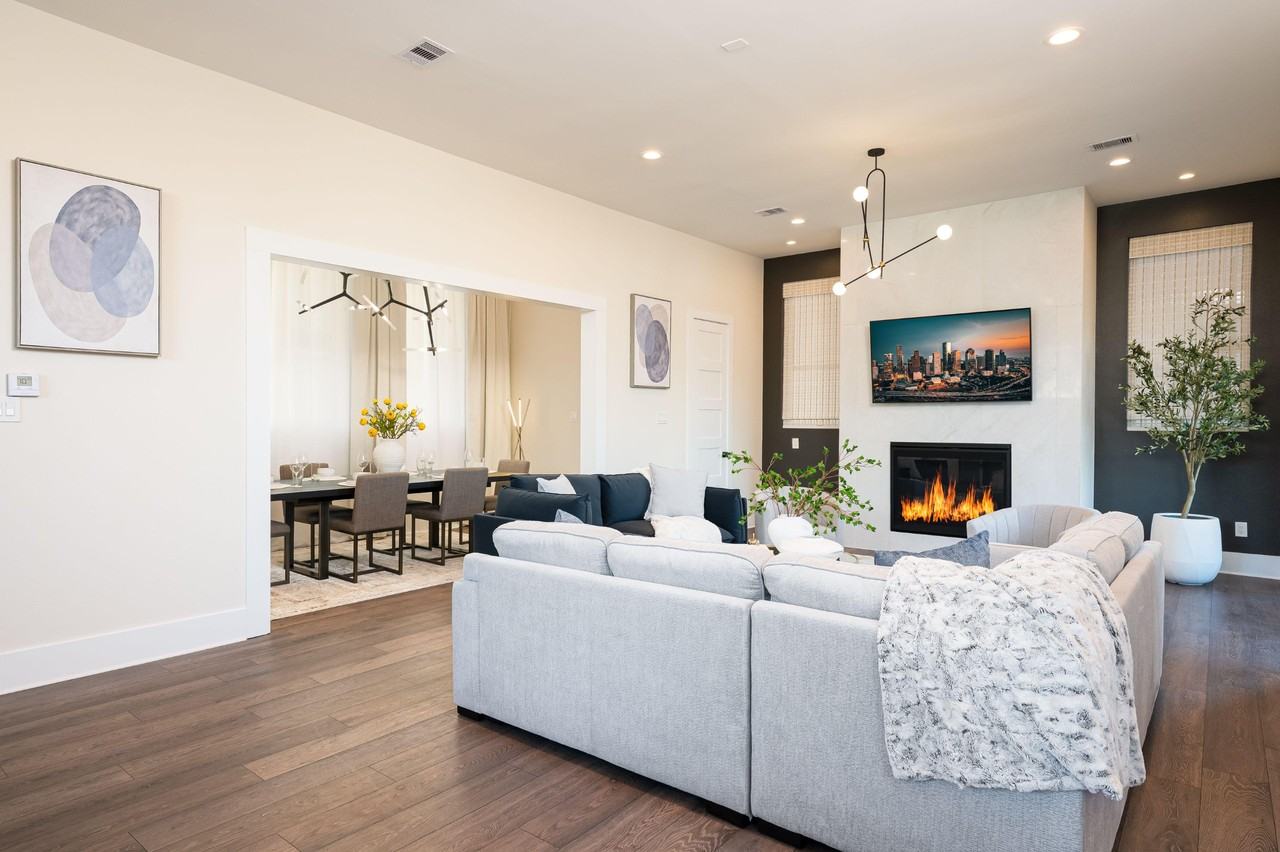 Thompson St - Photo 6 of 38