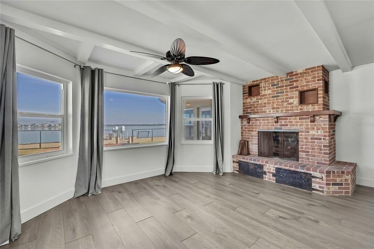 21 Paradise Ln - Photo 3 of 20