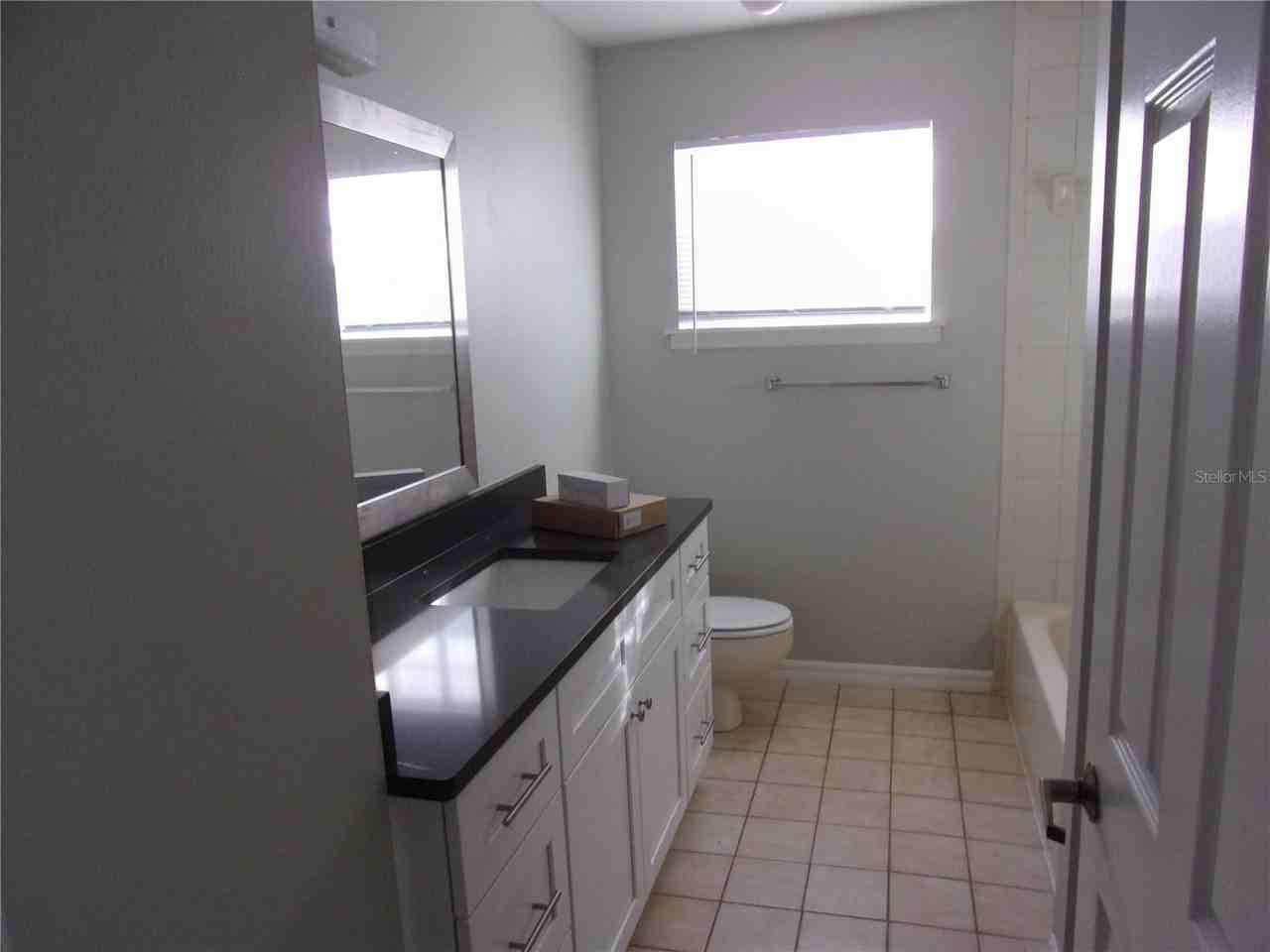 128 Douglas Rd W #C - Photo 7 of 14