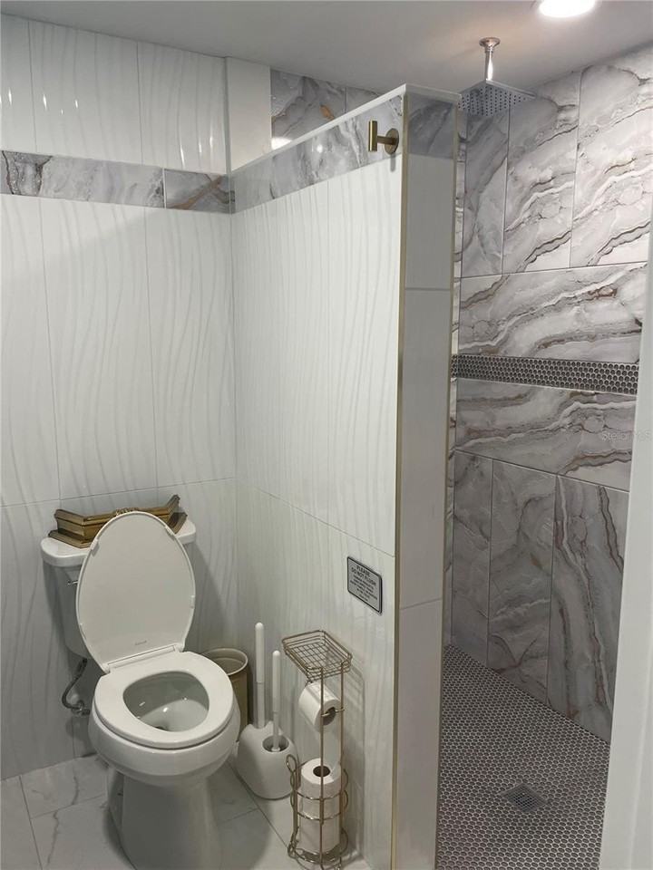 10674 101st Ave #2 - Photo 4 of 18