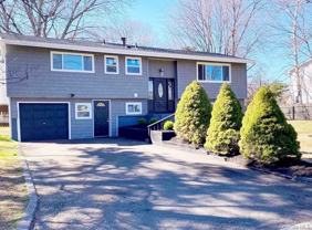 1029 Commack Rd - Photo 1 of 1