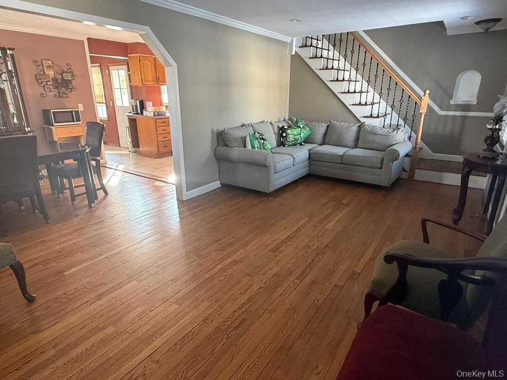 201 Stuyvesant Ave - Photo 2 of 19