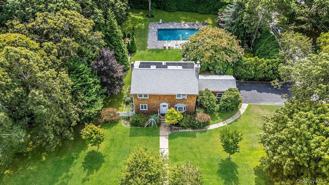 19 Pine Tree Ln - Photo 1 of 1