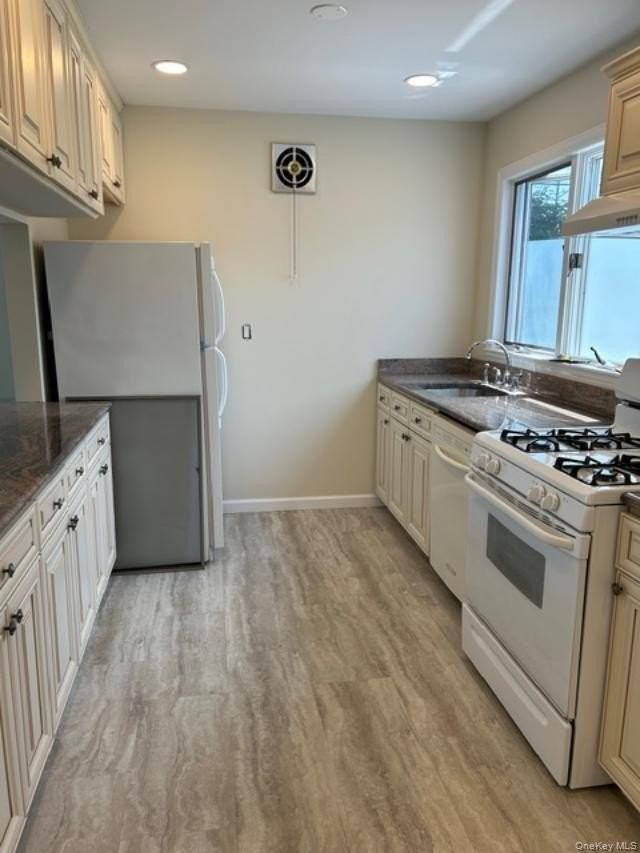 66 Chicago Ave - Photo 3 of 9